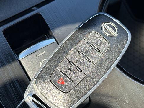 New 2026 Nissan Rogue SV AWD/4WD image 37