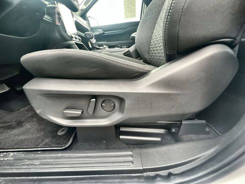 New 2025 Ford Ranger XLT w/ Equipment Group 301A High image 8