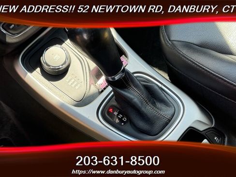 Used 2018 Jeep Compass Latitude w/ Popular Equipment Group AWD/4WD image 25