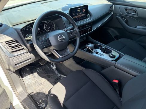 Certified 2026 Nissan Rogue S AWD/4WD image 2