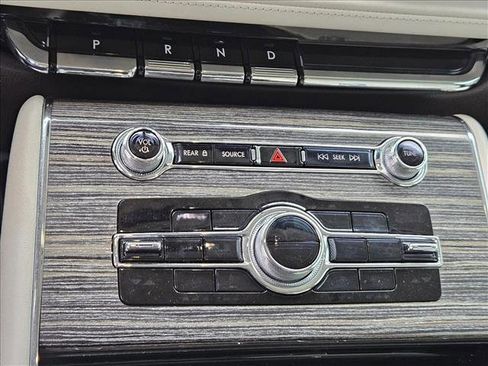 Used 2020 Lincoln Aviator Black Label w/ Dynamic Handling Package image 15