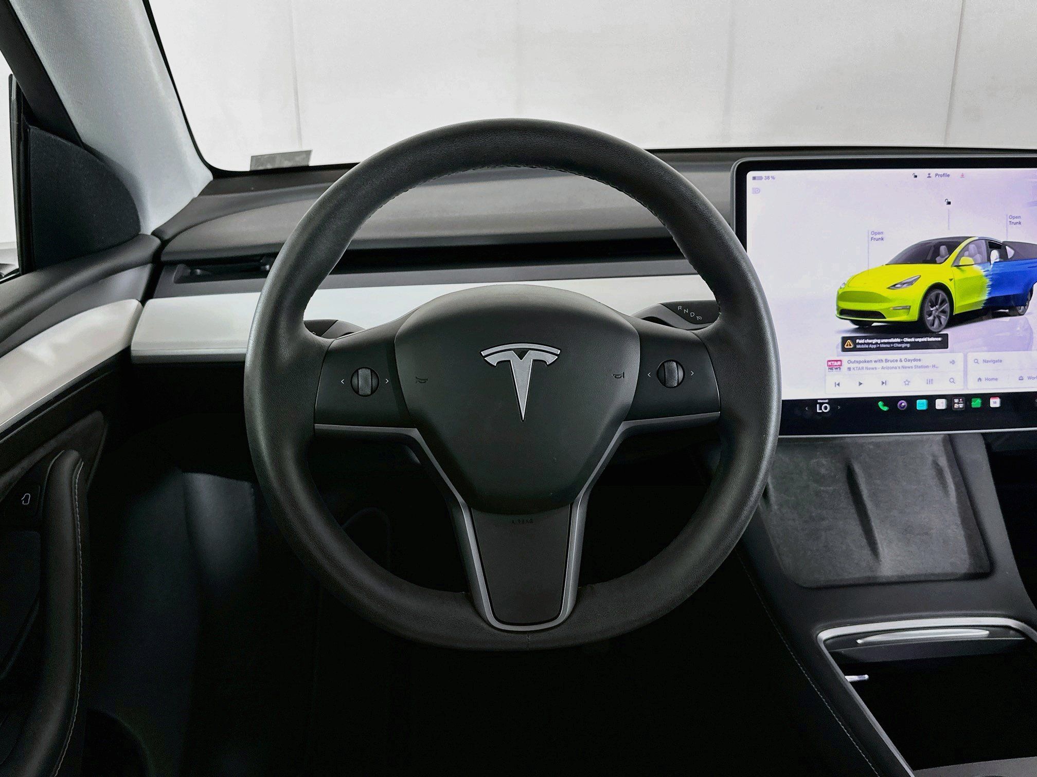 Used 2025 Tesla Model Y Long Range RWD image 17