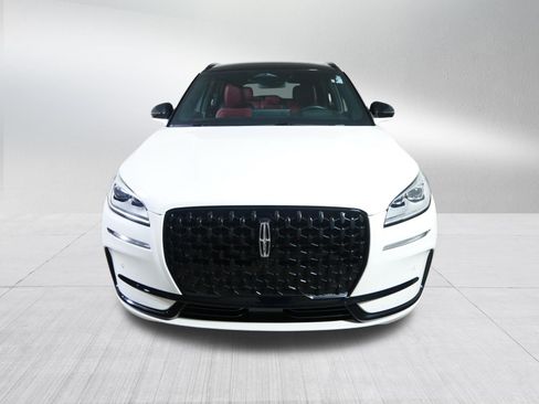 Used 2023 Lincoln Corsair Reserve w/ Equipment Group 202A AWD/4WD image 2