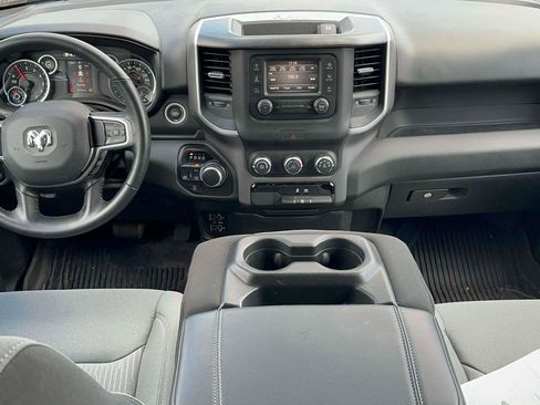 Used 2023 RAM 1500 Big Horn AWD/4WD image 11