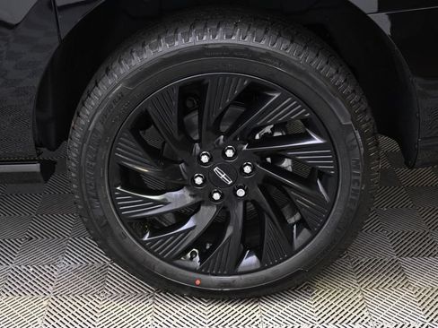 New 2026 Lincoln Navigator L Reserve AWD/4WD image 20