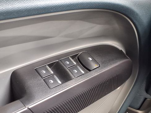 Used 2025 Ford Maverick XL w/ Equipment Group 102A image 15