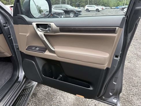 Used 2021 Lexus GX 460 Premium AWD/4WD image 15