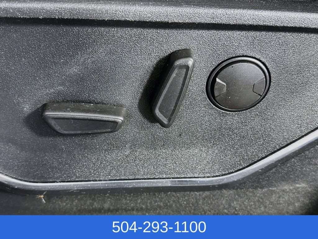 Used 2024 Ford F250 Lariat w/ Lariat Ultimate Package AWD/4WD image 22