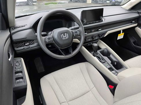 New 2025 Honda Accord SE image 22