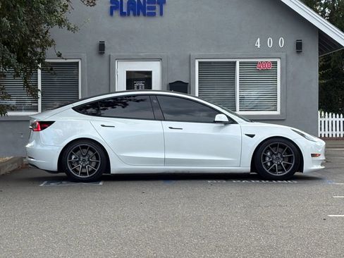 Used 2022 Tesla Model 3 Long Range AWD/4WD image 4