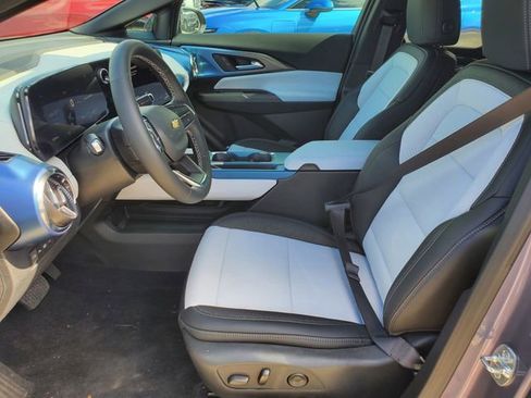 New 2026 Chevrolet Equinox EV LT AWD/4WD image 8