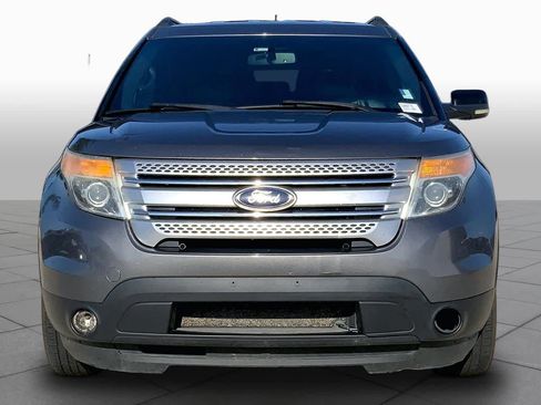 Used 2012 Ford Explorer XLT AWD/4WD image 3