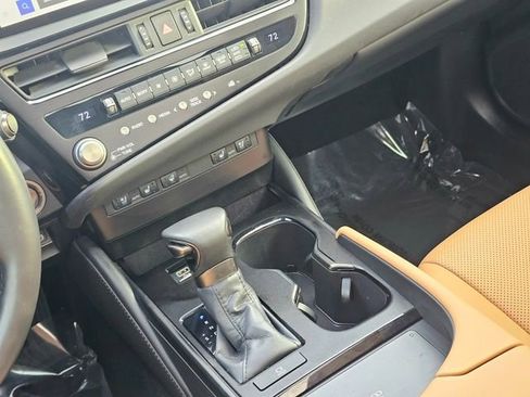 Used 2023 Lexus ES 350 w/ Premium Package FWD image 33