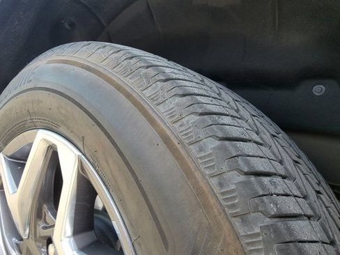 Used 2023 GMC Sierra 1500 SLT RWD image 37