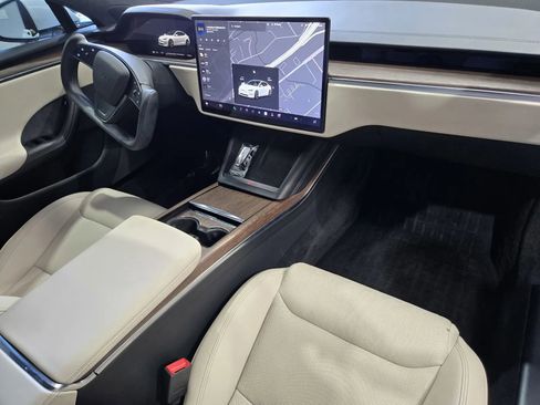 Used 2022 Tesla Model S AWD/4WD image 5