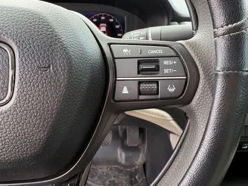 Used 2025 Honda Accord LX image 13