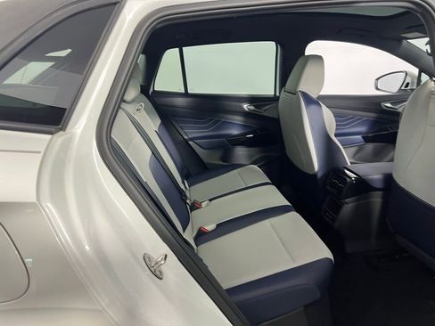 Used 2024 Volkswagen ID.4 Pro S image 30