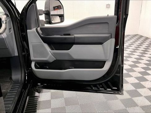 Used 2024 Ford F350 XL w/ 360-Degree Camera Package RWD image 22
