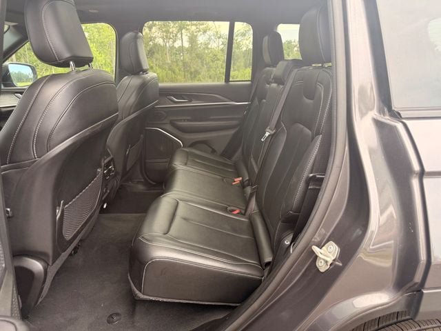Used 2024 Jeep Grand Cherokee Limited 4xe AWD/4WD image 19