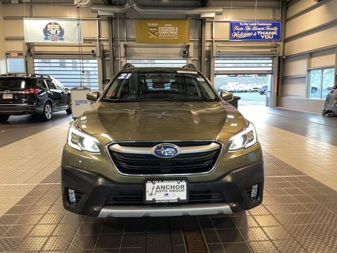 Used 2021 Subaru Outback Limited image 2