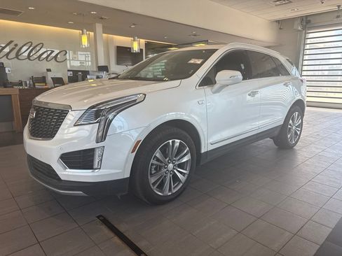 Used 2025 Cadillac XT5 Premium Luxury FWD image 1