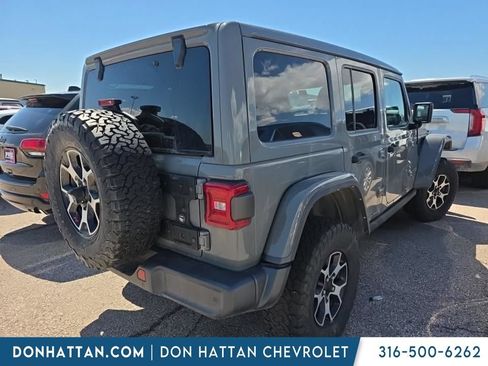 Used 2022 Jeep Wrangler Unlimited Rubicon w/ LED Lighting Group AWD/4WD image 8