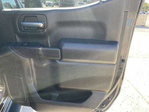 Used 2022 Chevrolet Silverado 1500 Custom Trail Boss AWD/4WD image 14