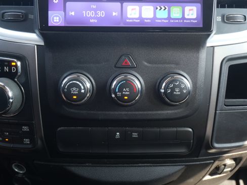 Used 2021 RAM 1500 Classic SLT image 16