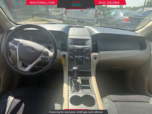 Used 2015 Ford Taurus SE FWD image 12
