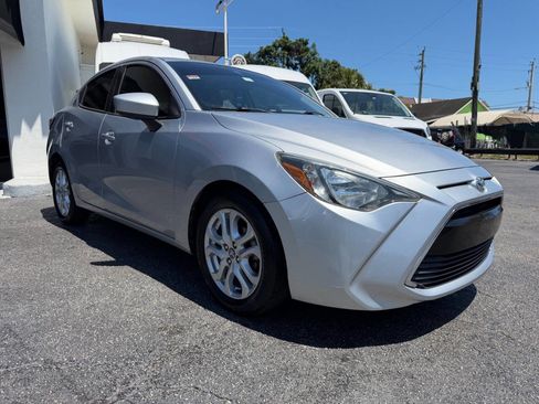 Used 2018 Toyota Yaris iA FWD image 1