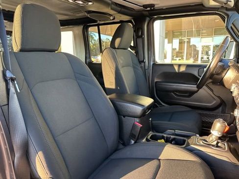 Certified 2021 Jeep Wrangler Unlimited Sport S image 41