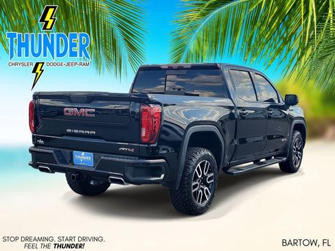 Used 2020 GMC Sierra 1500 AT4 w/ AT4 Premium Package AWD/4WD image 4