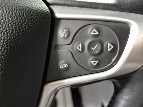 Certified 2021 GMC Terrain SLT image 25