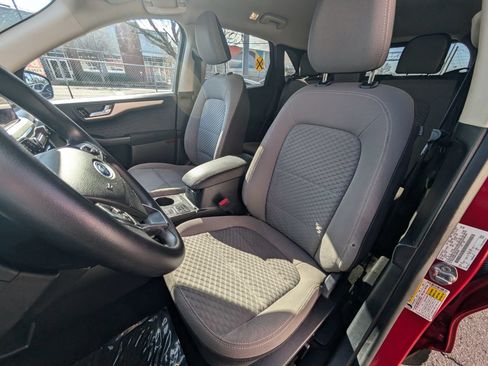 Used 2020 Ford Escape SE FWD image 16