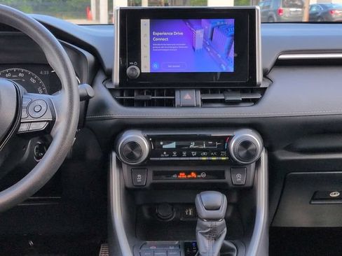 Certified 2024 Toyota RAV4 LE FWD image 18