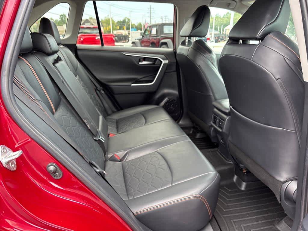 Used 2019 Toyota RAV4 Adventure AWD/4WD image 7