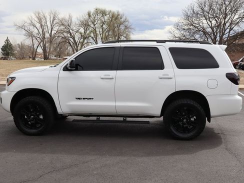 Used 2019 Toyota Sequoia TRD Sport w/ TRD Sport Premium Package image 9
