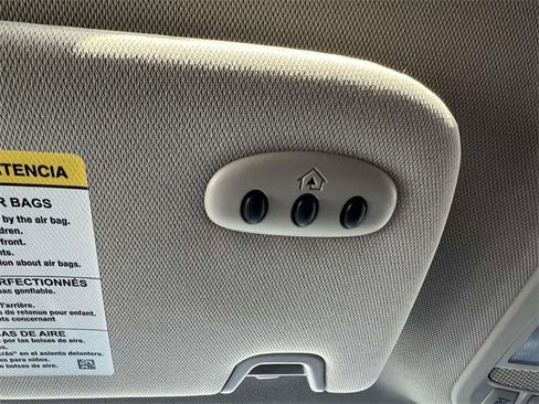 Certified 2022 Lincoln Nautilus Reserve image 31