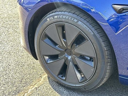 Used 2025 Tesla Model 3 RWD image 40
