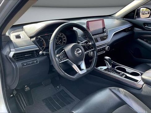 Certified 2023 Nissan Altima 2.5 SR image 16