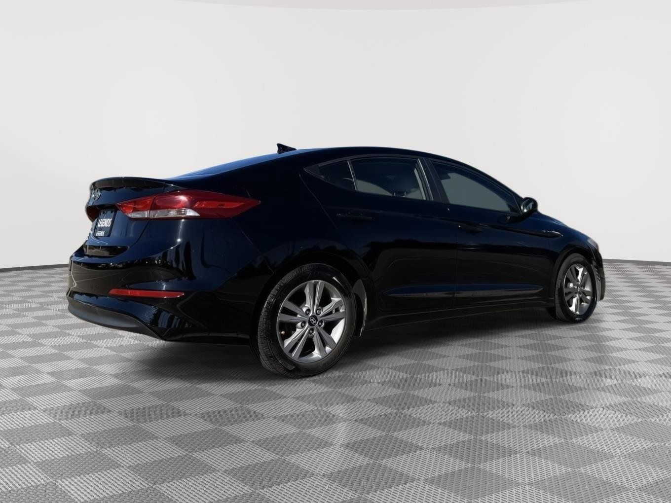 Used 2017 Hyundai Elantra SE FWD image 6