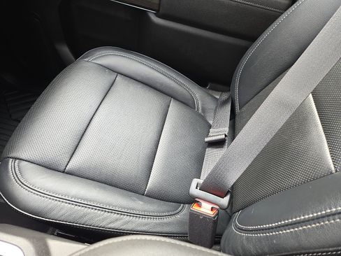 Used 2022 Chevrolet Silverado 1500 LT Trail Boss w/ Safety Package image 27