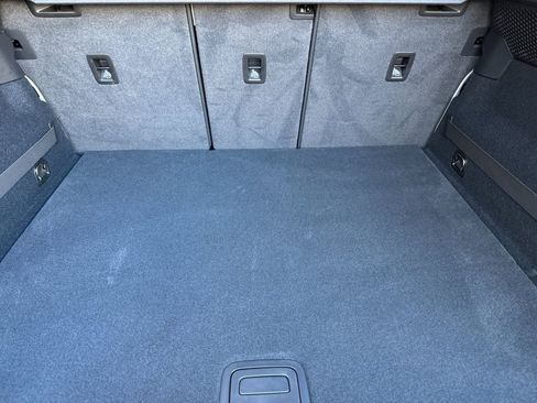 Used 2025 Porsche Macan 4S Electric image 16