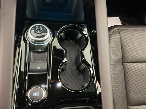 New 2026 Ford Explorer Platinum w/ LUX Leather Package image 22