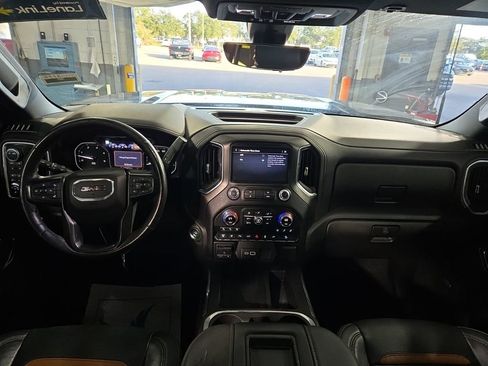 Used 2020 GMC Sierra 2500 AT4 w/ AT4 Premium Package image 11