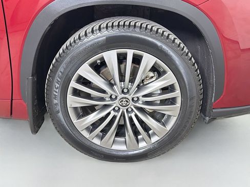 Used 2021 Toyota Highlander Platinum AWD/4WD image 30