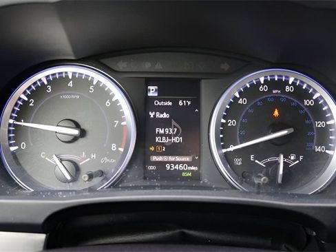 Used 2018 Toyota Highlander XLE image 28