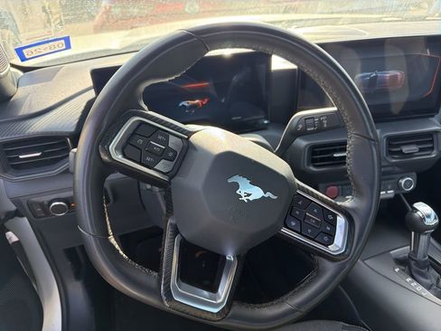 Used 2024 Ford Mustang EcoBoost image 32