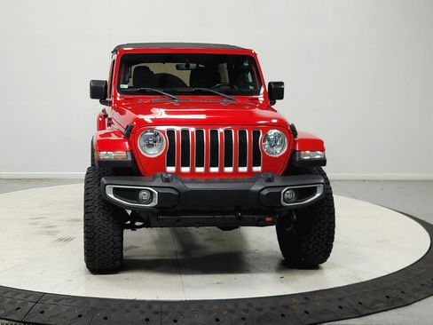 Used 2020 Jeep Wrangler Unlimited Sahara AWD/4WD image 3