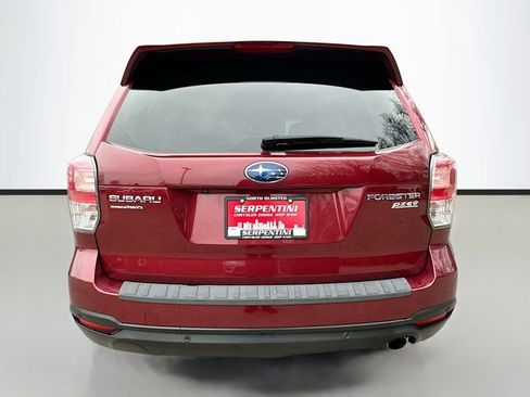 Used 2017 Subaru Forester 2.5i Touring image 7